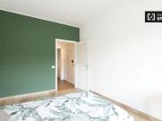 Condiviso/Compagno Di Stanza 6 camere da letto, Milan...