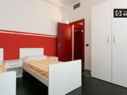Condiviso/Compagno Di Stanza 6 camere da letto, Milan...
