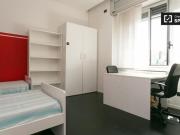 Condiviso/Compagno Di Stanza 6 camere da letto, Milan...