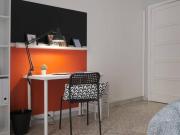 Condiviso/Compagno Di Stanza 6 camere da letto, Naples...