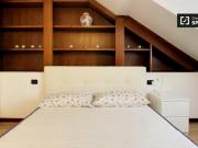 Condiviso/Compagno Di Stanza 8 camere da letto, Milan...
