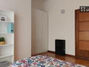 Condiviso/Compagno Di Stanza 8 camere da letto, Milan...