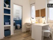 Condiviso/Compagno Di Stanza 8 camere da letto, Milan...