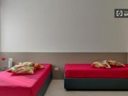 Condiviso/Compagno Di Stanza 9 camere da letto, Milan...