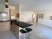 Condo 2 chambres, NEUVILLE SUR SAONE Rhône Alpes 69250...