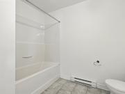 Condo à Louer 141 rue de la Fabrique, Aylmer Gatineau 22...