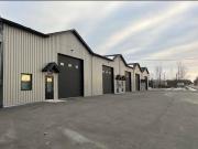 Condo Commercial garage espace neufs à louer 1500 pi carrés