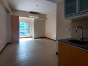 CONDO FOR SALE IN ELLIS MAKATI CBD NEAR RCBC PLAZA...