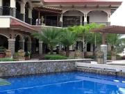Condo in las pinas maricielo villas at 200k move in,...