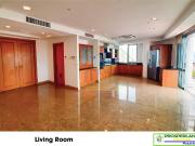 CONDO WITH BALCONY FOR LEASE IN BGC