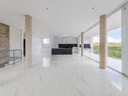 Condomínio Amobb Casa Nova. Excelente Oportunidade!