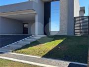 Condomínio com 3 quartos à venda em Condomínio Terras...