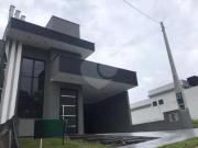 Casa à venda com 3 quartos, sendo 1 suíte, no condomínio...