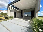 Condomínio com 3 quartos à venda em Jardim Residencial...