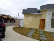 Condomínio com 3 quartos à venda em Vila Dos...