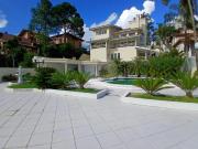 Condomínio com 4 quartos à venda em Condomínio...