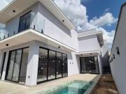 Condomínio com 4 quartos à venda em Residencial Fazenda...