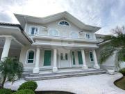 Condomínio com 5 quartos à venda em Balneario Praia Do...