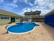 Condomínio com 6 quartos à venda em Horizonte Azul...