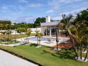 Condomínio com 6 quartos à venda em Parque Village...