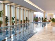 Condominio con terraza, sala de TV, cuarto de servicio...