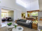 CONDOMÍNIO DE ALTO LUXO E LAZER CASA DE 2 PAVIMENTOS...