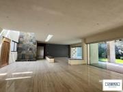 Condominio en Calle CERRADA, Doble seguridad!