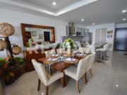 Condominio en venta frente al mar en el Malecón de Mazatlán