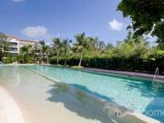 Condominio Exclusivo en Campo de Golf con Lock off de 2...