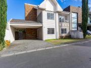 Condomínio Fechado para Venda em Curitiba, Santa... Condomínio Fechado para Venda em Curitiba, Santa...