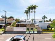 Condomínio Jardim Botânico VI Casa com 5 quartos 4...