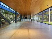 Desocupada Visite agora Condomínio Jardins do Lago...