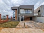 Condomínio Le Jardin Casa à venda, 4 quartos, sendo 4...