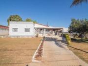 Condomínio Santa Bárbara Casa à venda, 3 quartos, sendo...