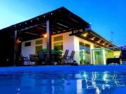 CONDOMÍNIO VENCEDOR EXCELENTE CASA TÉRREA