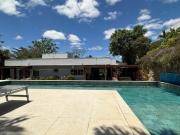 CONDOMÍNIO VERDE CASA TÉRREA COM 5 SUÍTES E LAZER COMPLETO