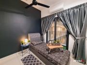 & [Condominium Parc 3] Walking Distance To LRT/ MRT,...