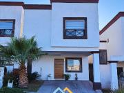 CONFORTABLE CASA EN RENTA EN ZONA CANTERA