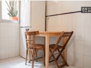 Confortable habitación con calefacción en piso...