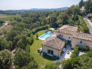 Confortable villa provençale dans un domaine sécurisé...
