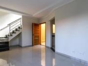 Aconchegante casa em condomínio para venda com 2...