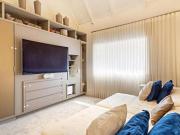 Aconchegante casa em condomínio para venda com 4...