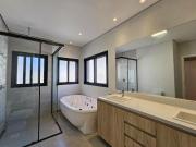 Imperdível casa em condomínio para venda com 4 quartos,...