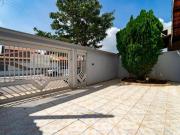 Confortável casa tipo para venda em Jardim Tannus com 3...