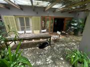 Elegante casa tipo para venda em Real Parque com 2...