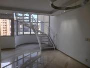 Confortável cobertura para venda em Campo Belo com 5...