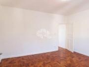 Conforto e Tranquilidade Casa Geminada em Rua Silenciosa...