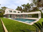 Conforto, Elegância e Tecnologia: Moradia na Herdade da...