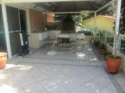 Conforto, seguranãa, e vista total para a represa...