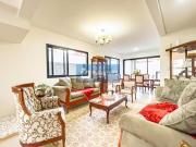 Conheça essa incrível casa em condomínio à venda em...